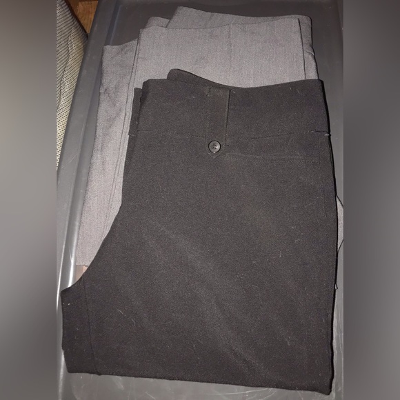 Size 11 dressy capris - Picture 1 of 3